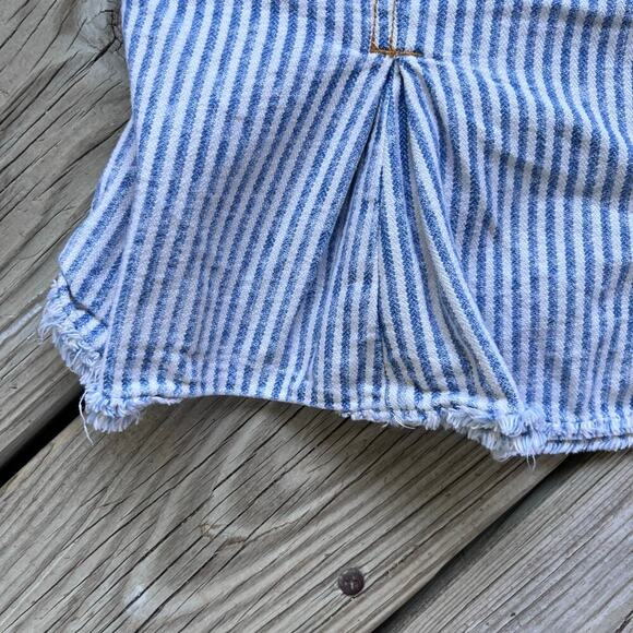 Anthropologie Pilcro Women's Blue Striped Denim Sleeveless Crop Top Size XL - Picture 7 of 10
